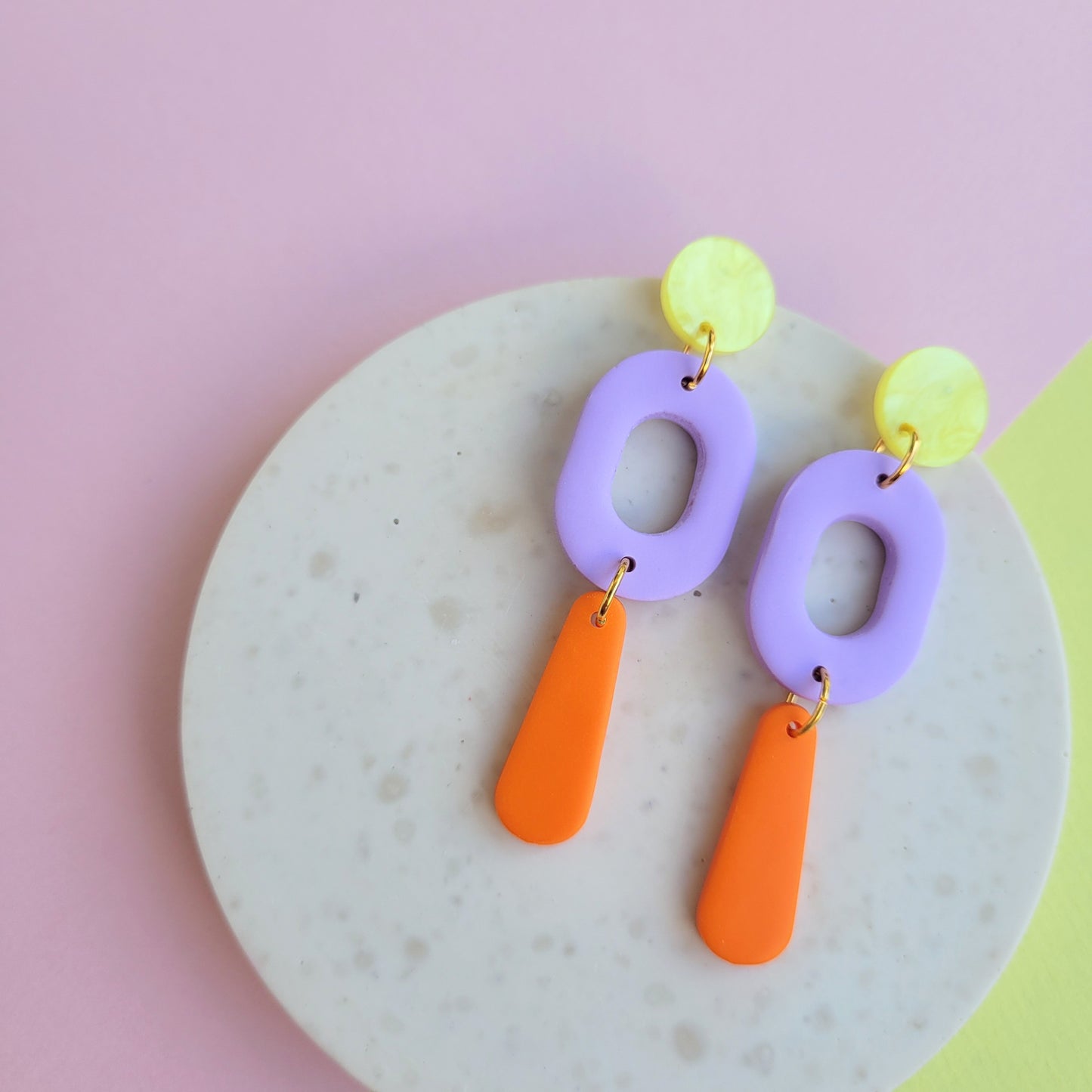 SUNNY POP – Bunte Statement-Ohrringe aus Polymer Clay & Acryl in Gelb, Flieder & Orange