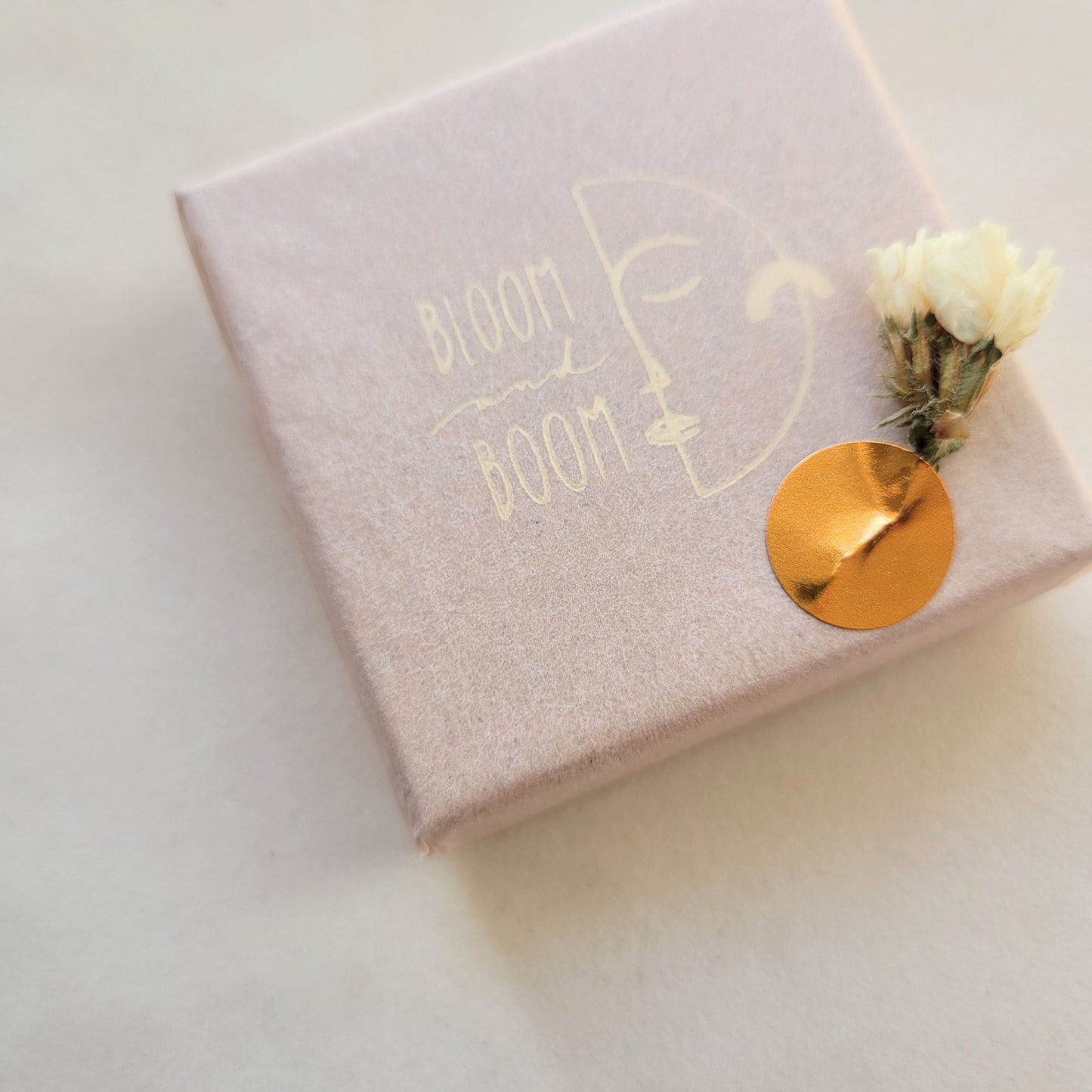 Nachhaltige Schmuckschachtel inkl. Geschenkpapier