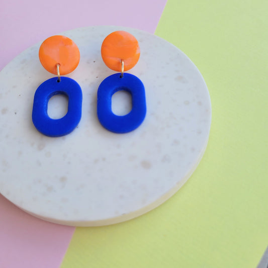 ELECTRIC MOOD – Statement-Ohrringe aus Polymer Clay in Blau & Orange